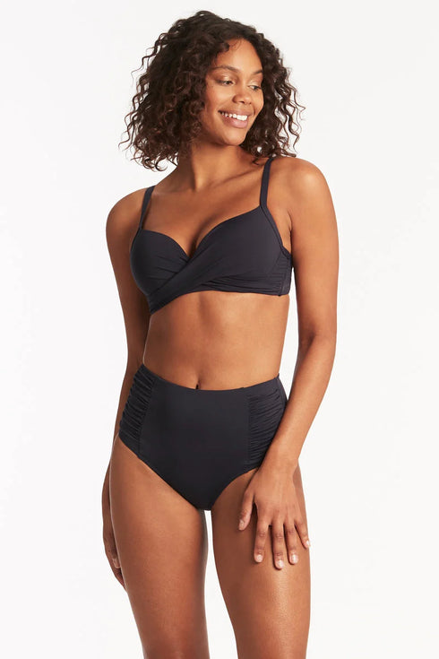 Sea Level Eco Essentials Cross Front Moulded Cup Bra